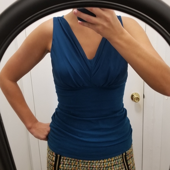 Express Ruched Top Tank - Picture 1 of 8